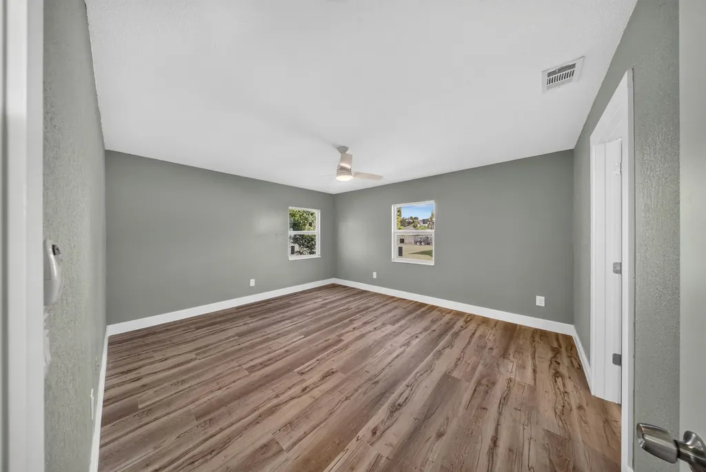 1917 SW Flower Lane Port St Lucie FL 34953