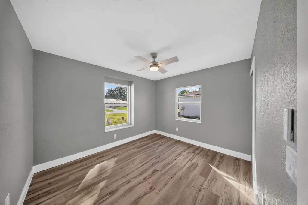1917 SW Flower Lane Port St Lucie FL 34953