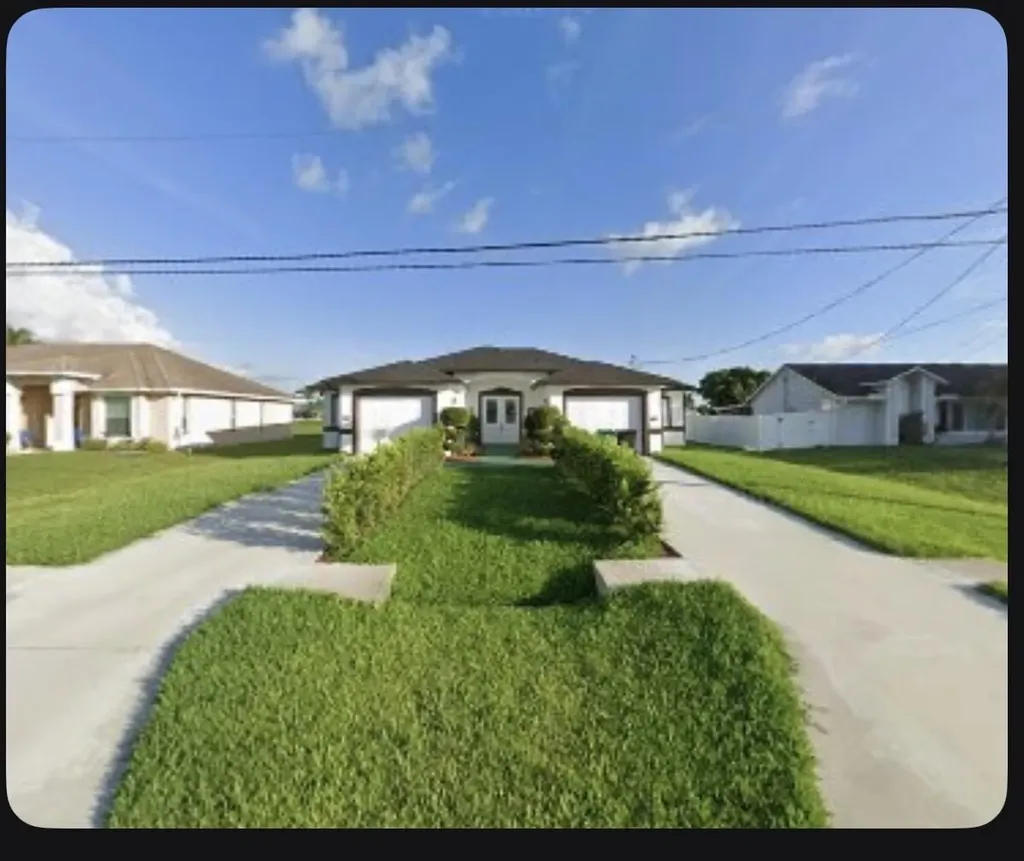 220 SW Ridgecrest Drive Port St Lucie FL 34953