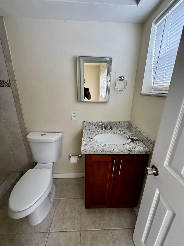 2824 N Dixie Highway Boca Raton FL 33431