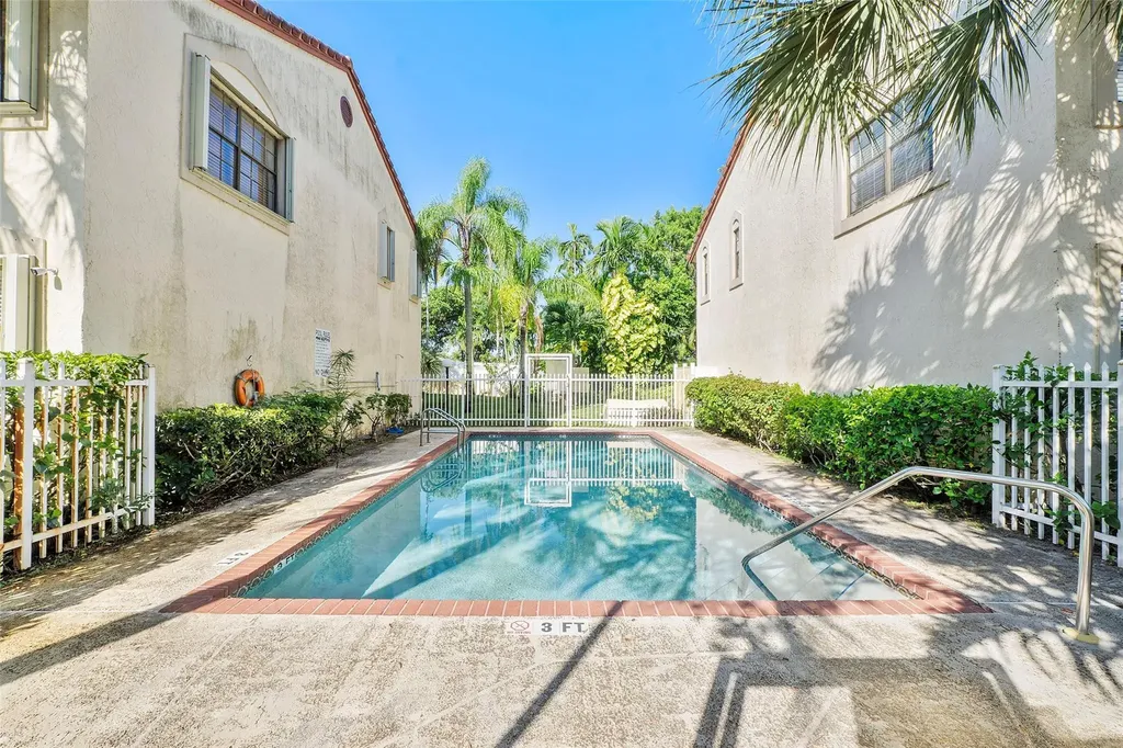 2854 Coral Springs Drive Coral Springs FL 33065
