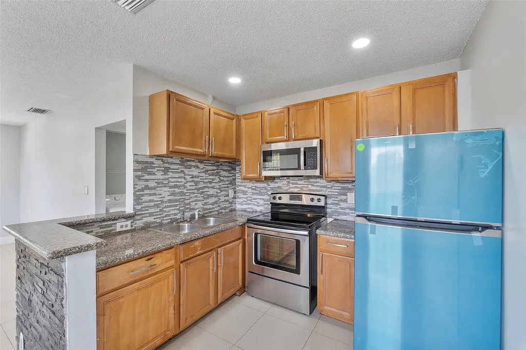 2854 Coral Springs Drive Coral Springs FL 33065