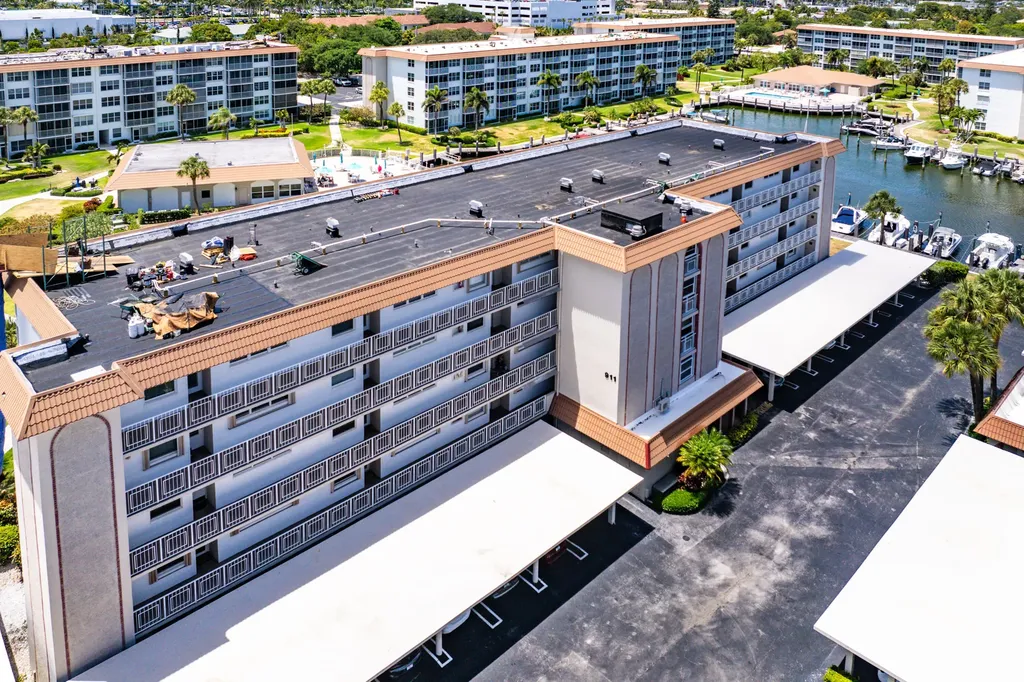 911 Gardenia Drive Delray Beach FL 33483