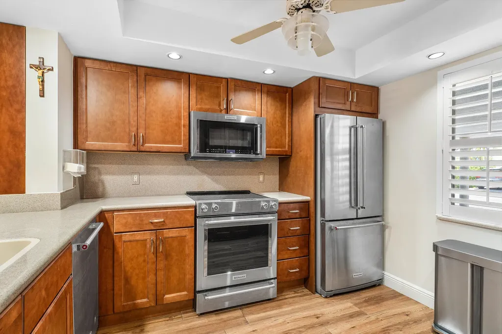 911 Gardenia Drive Delray Beach FL 33483
