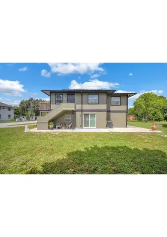 5023 Club Road Haverhill FL 33415