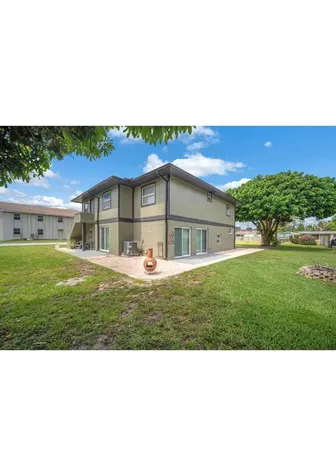 5023 Club Road Haverhill FL 33415