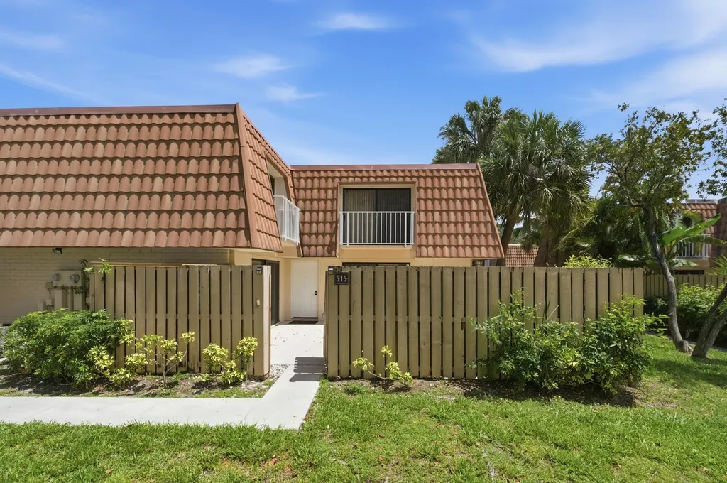 515 Green Springs Place West Palm Beach FL 33409