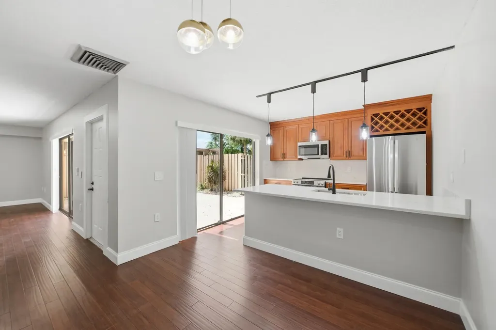 515 Green Springs Place West Palm Beach FL 33409