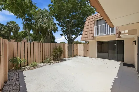 515 Green Springs Place West Palm Beach FL 33409