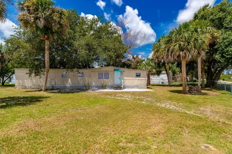 5009 Deanna Lane Fort Pierce FL 34946