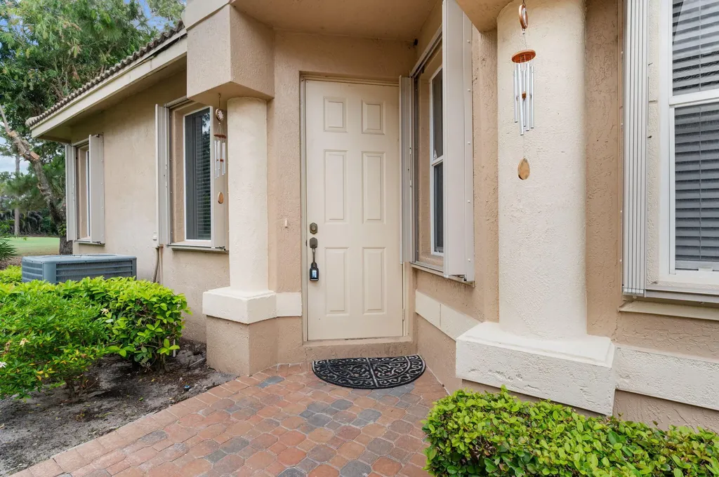 7327 Sea Pines Court Port St Lucie FL 34986