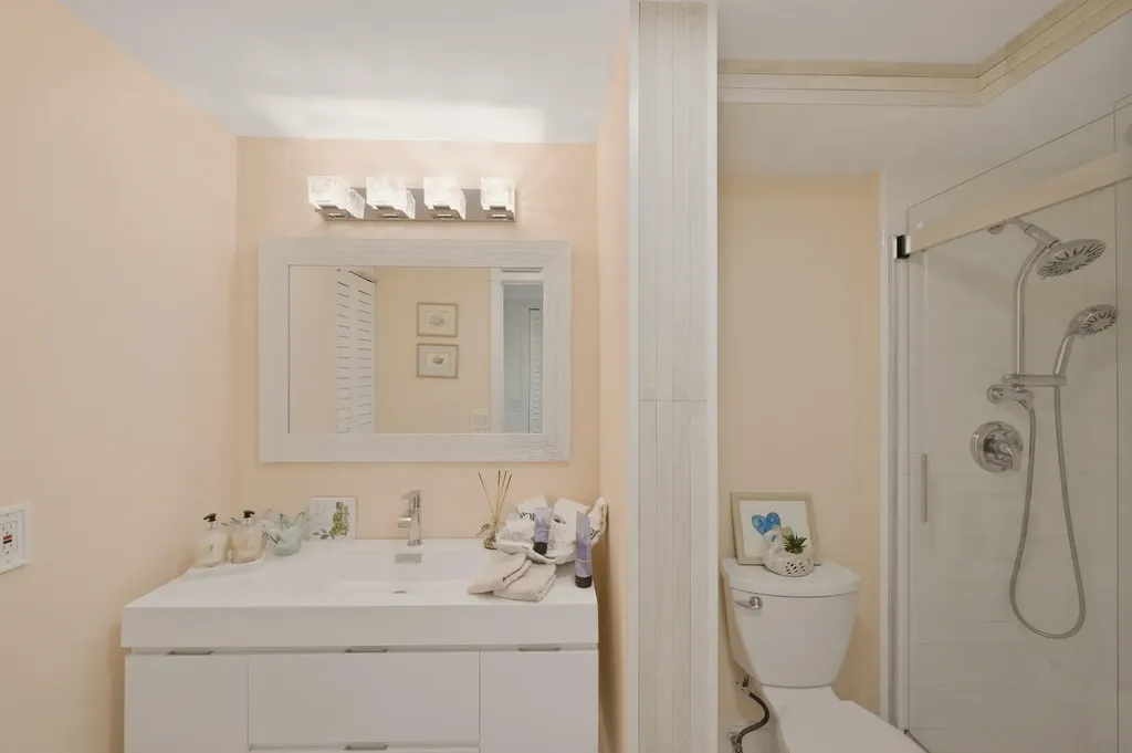 53 Piedmont B Way Delray Beach FL 33484