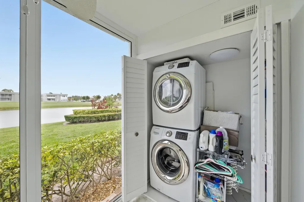 53 Piedmont B Way Delray Beach FL 33484