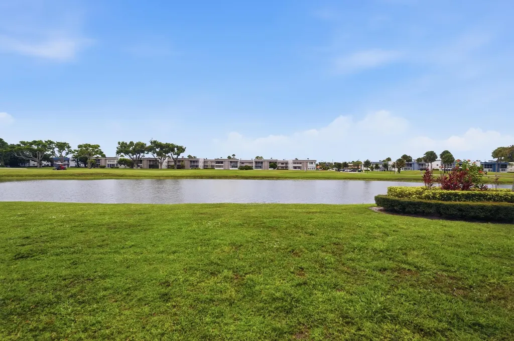 53 Piedmont B Delray Beach FL 33484