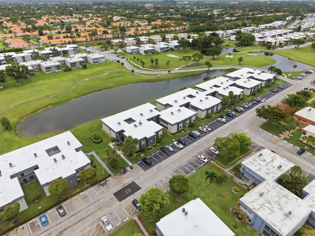 53 Piedmont B Delray Beach FL 33484