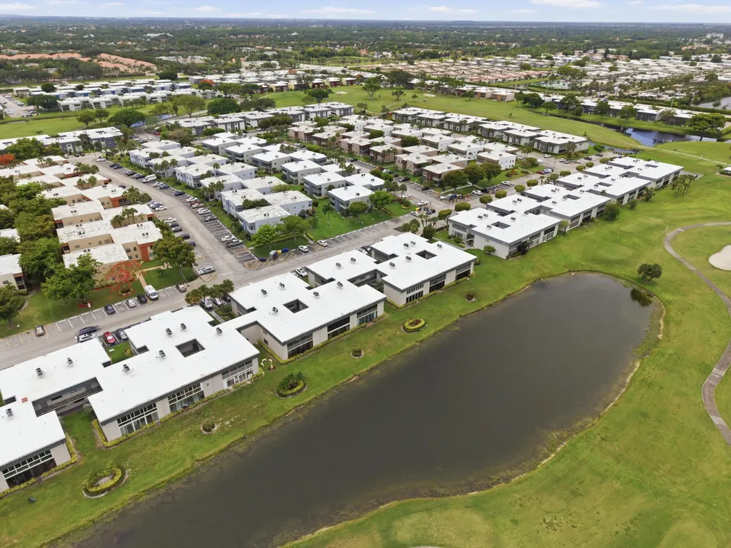 53 Piedmont B Delray Beach FL 33484