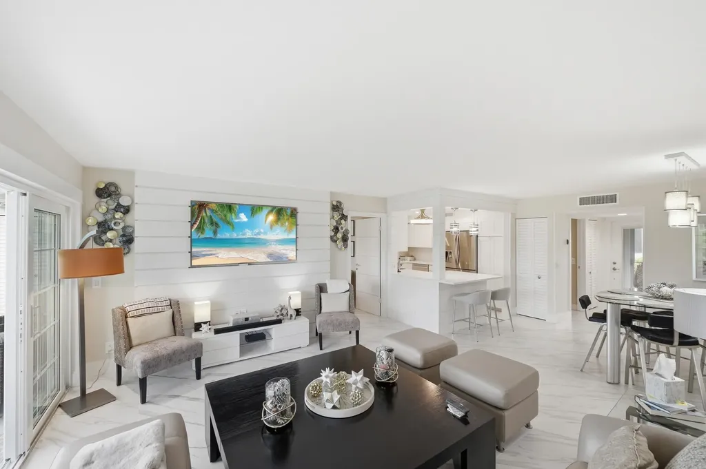 53 Piedmont B Way Delray Beach FL 33484