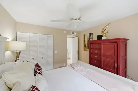 53 Piedmont B Way Delray Beach FL 33484