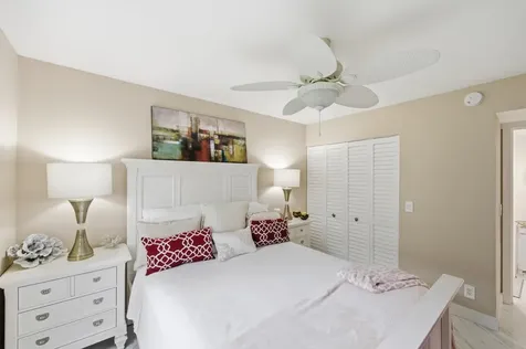 53 Piedmont B Way Delray Beach FL 33484