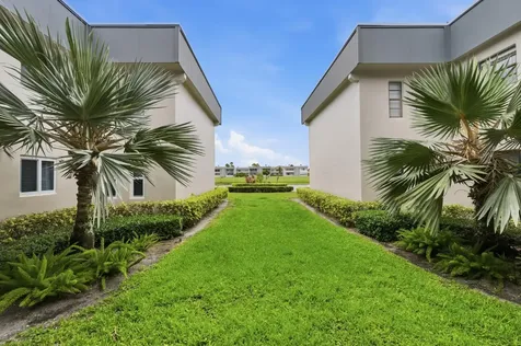 53 Piedmont B Way Delray Beach FL 33484