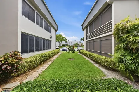 53 Piedmont B Way Delray Beach FL 33484