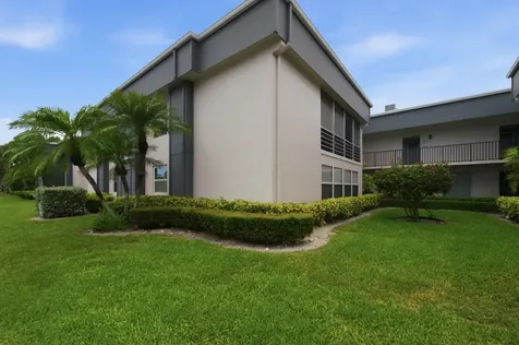 53 Piedmont B Way Delray Beach FL 33484