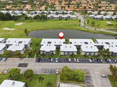 53 Piedmont B Way Delray Beach FL 33484