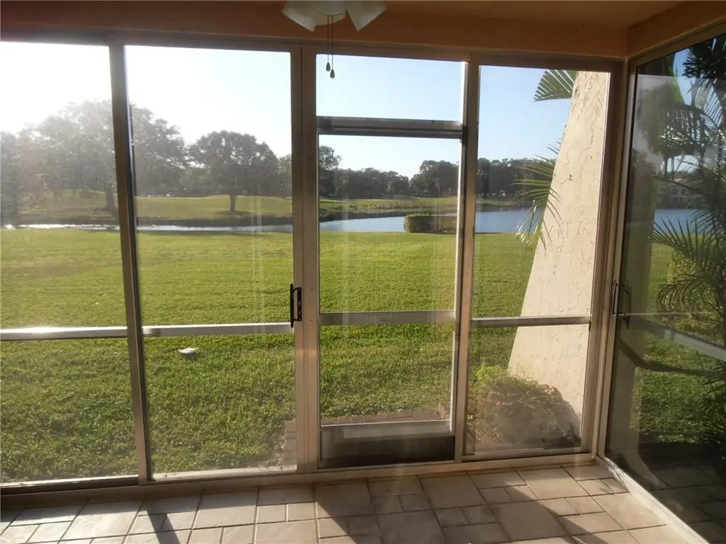 9460 Poinciana Place Davie FL 33324