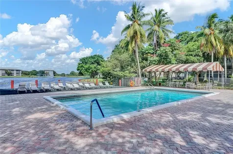 9460 Poinciana Place Davie FL 33324