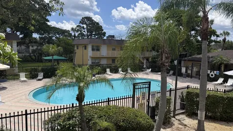 5186 NE 6th Avenue Oakland Park FL 33334