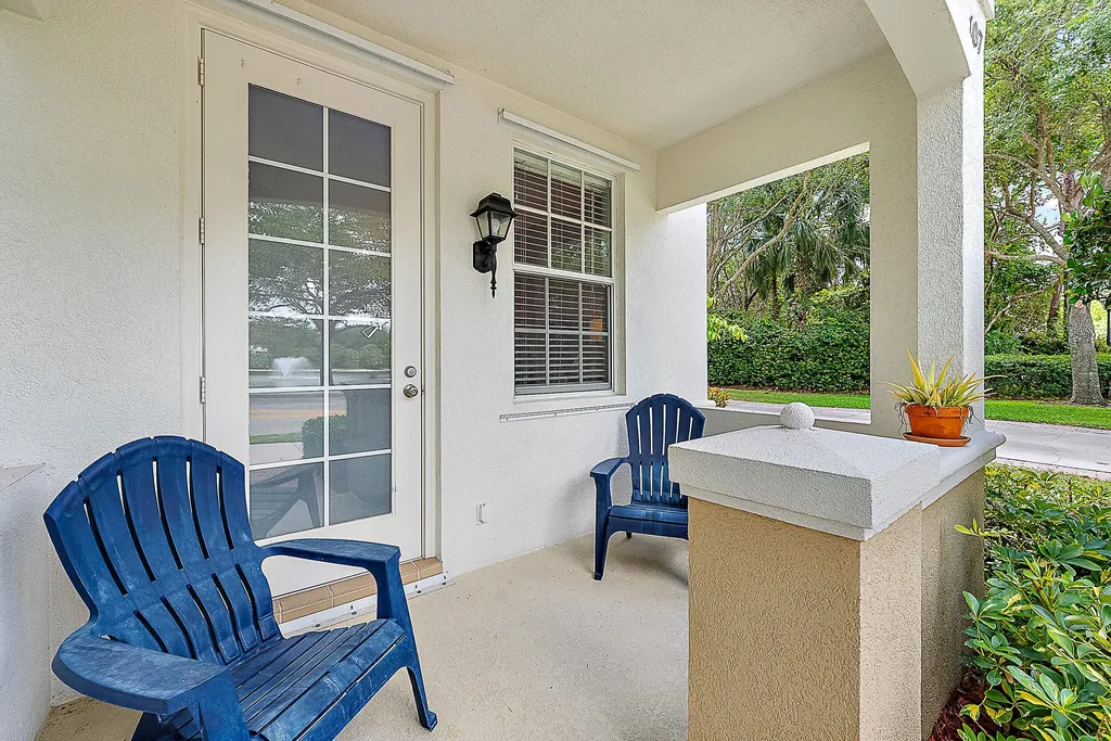 107 Rivinia Drive Jupiter FL 33458