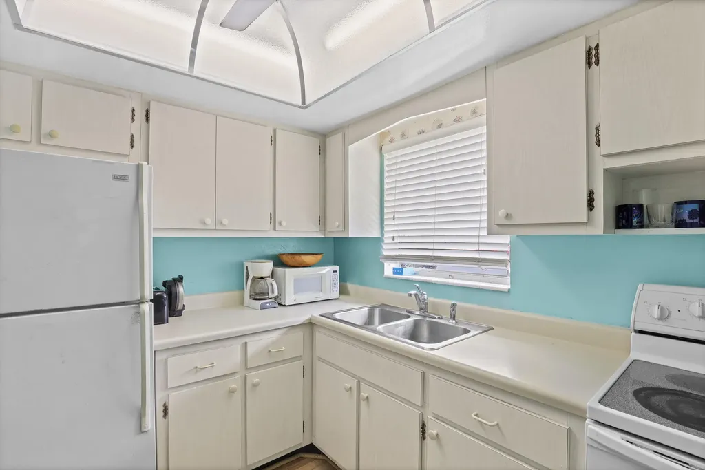 2885 W Ashley Drive Drive W West Palm Beach FL 33415