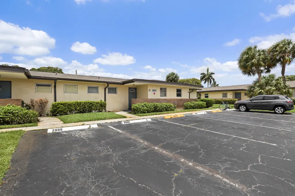 2885 W Ashley Drive Drive W West Palm Beach FL 33415