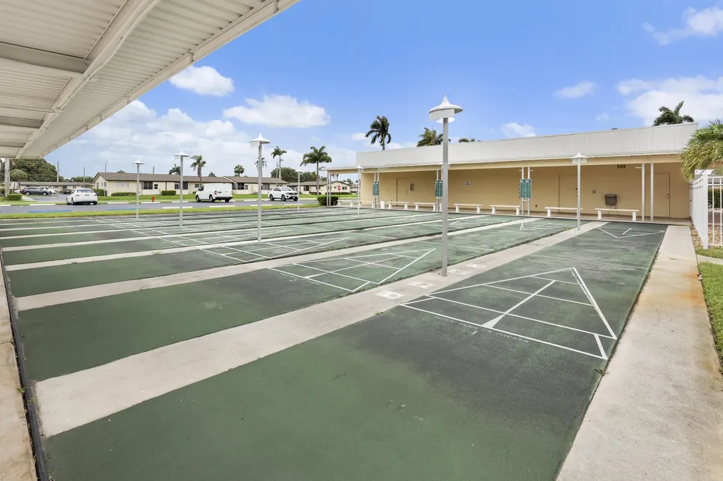 2885 W Ashley Drive Drive W West Palm Beach FL 33415