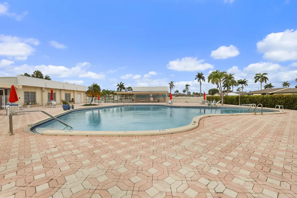 2885 W Ashley Drive Drive W West Palm Beach FL 33415