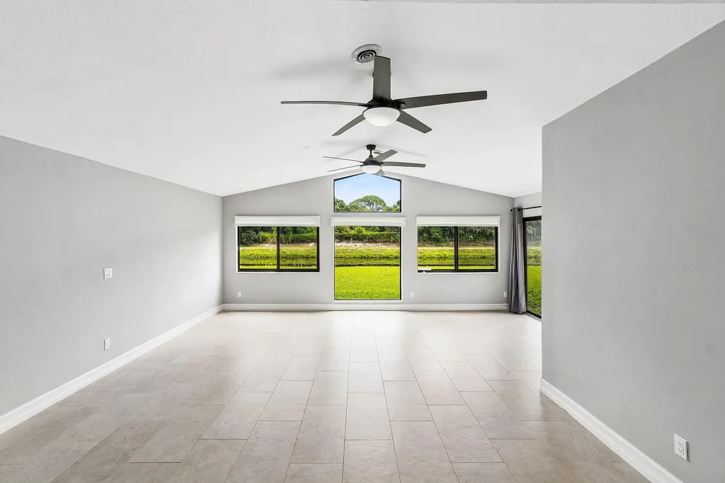 120 Mayfair Lane Boynton Beach FL 33426