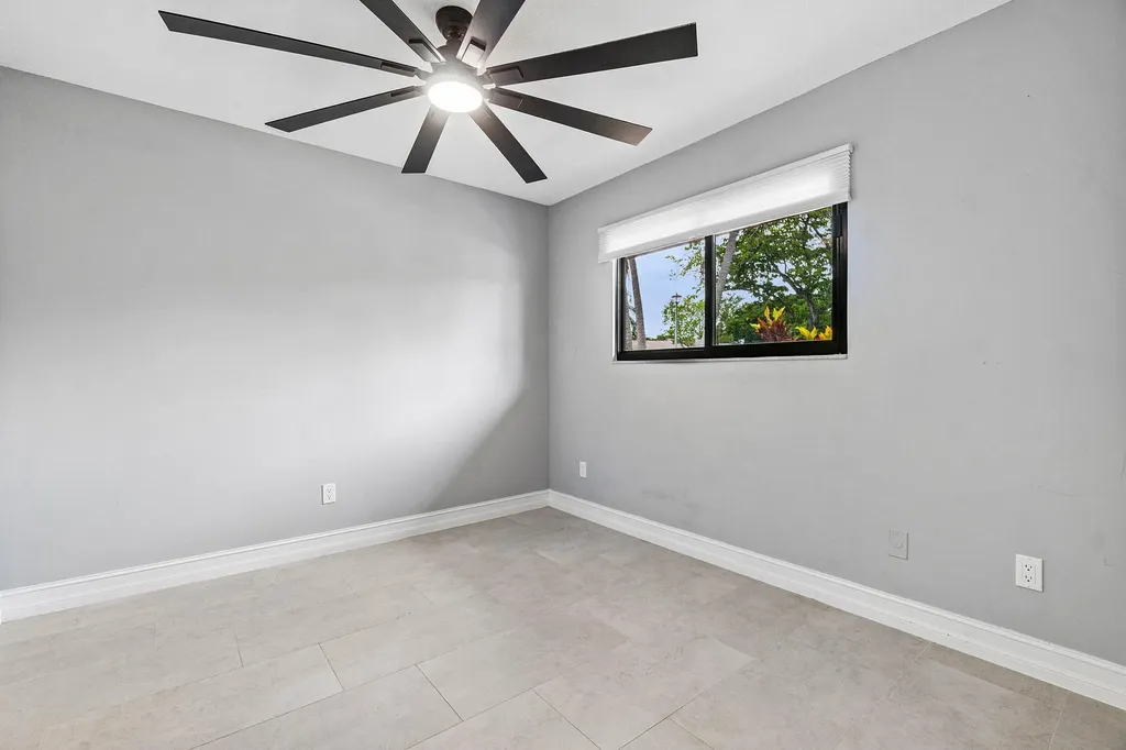 120 Mayfair Lane Boynton Beach FL 33426