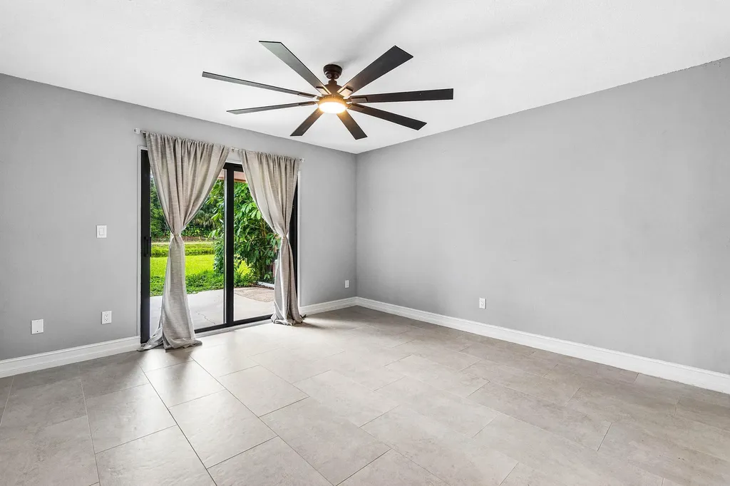 120 Mayfair Lane Boynton Beach FL 33426