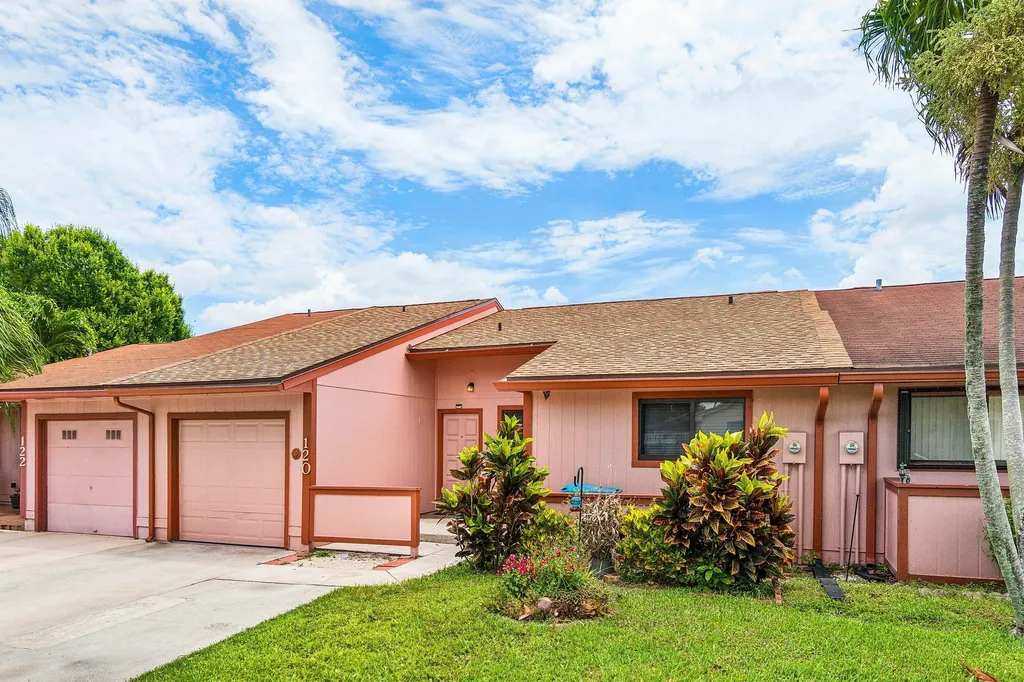 120 Mayfair Lane Boynton Beach FL 33426