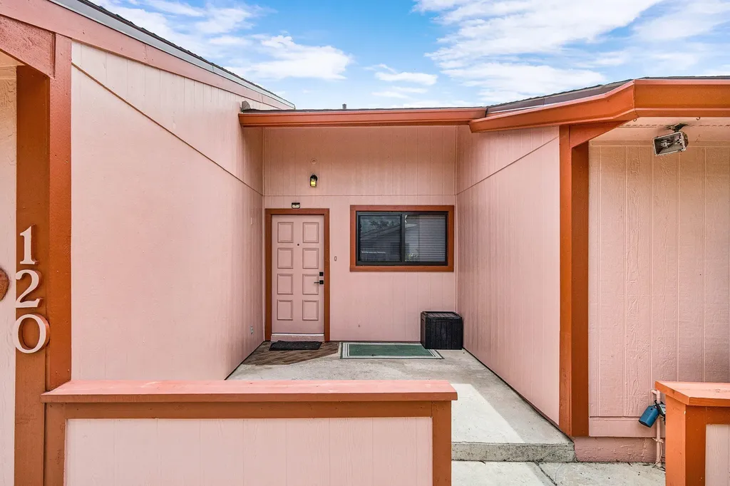120 Mayfair Lane Boynton Beach FL 33426