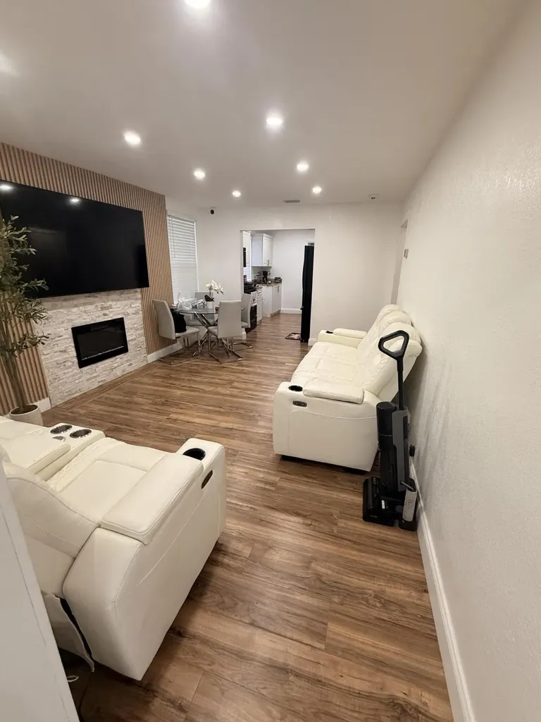 629 56th Street West Palm Beach FL 33407