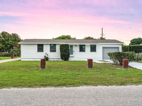 1028 Kentucky Avenue Clewiston FL 33440