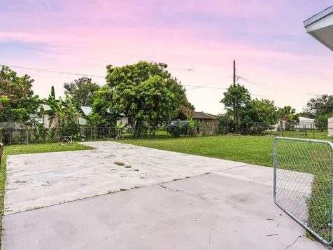 1028 Kentucky Avenue Clewiston FL 33440