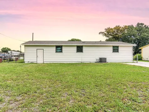 1028 Kentucky Avenue Clewiston FL 33440