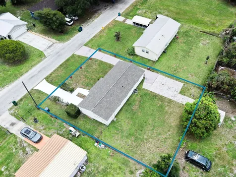 1028 Kentucky Avenue Clewiston FL 33440