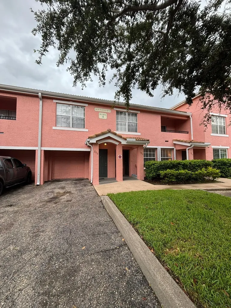 106 SW Peacock Boulevard Port St Lucie FL 34986