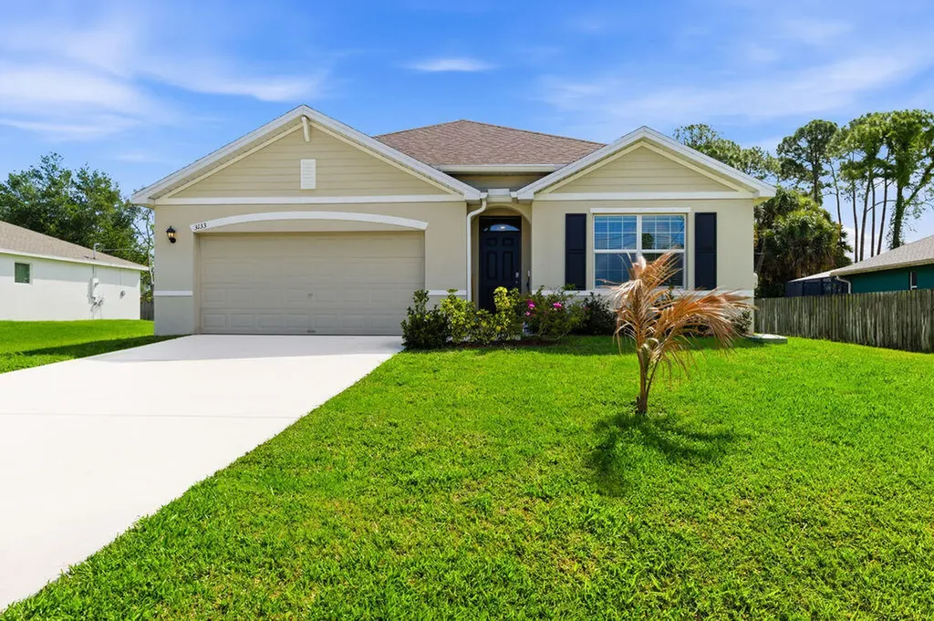 3133 SW Centamino Street Port St Lucie FL 34953