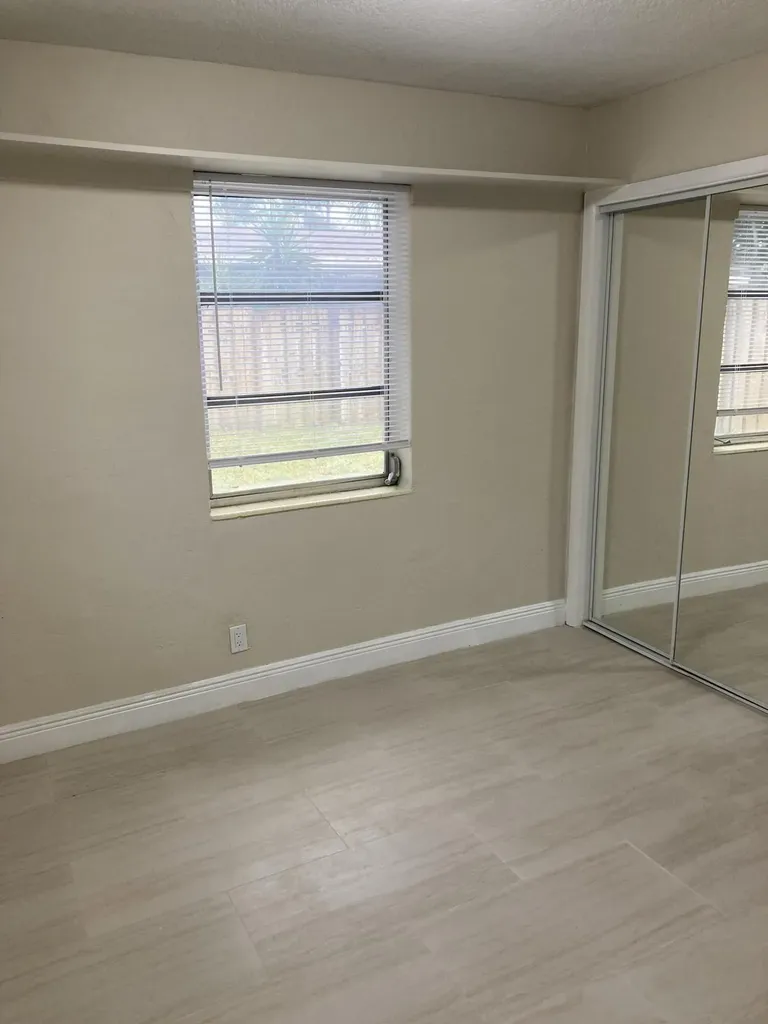 1648 NE 31st Court Pompano Beach FL 33064