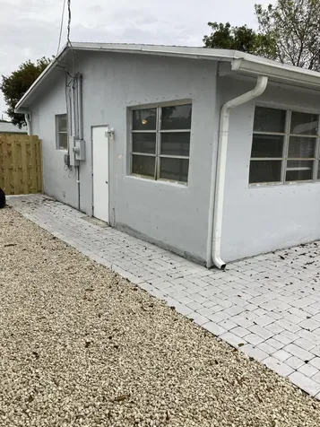 1648 NE 31st Court Pompano Beach FL 33064