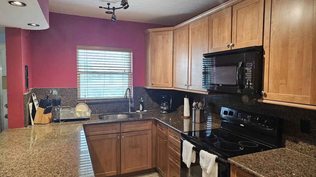 2620 SW 22nd Avenue Delray Beach FL 33445